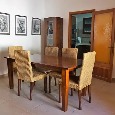 Born 23 - House With Pool In The Centre Of Lluchmayor. Free Wifi Llucmajor (Mallorca)